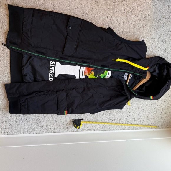 Men's Armanda M oversized long Black snowboard Vest Bob Marley vibes great cond - Picture 15 of 15